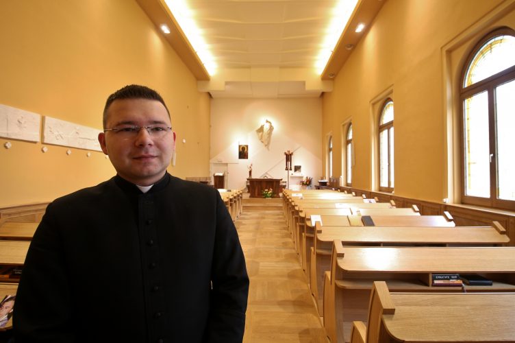 Iść czy nie iść za Jezusem? – oto jest pytanie! – diakon Rafał Dobrowolski