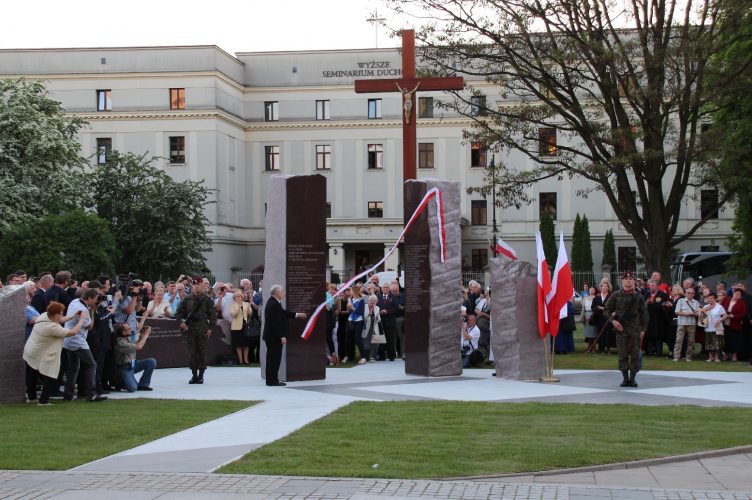 Abp Jędraszewski: „polegli w wiernej służbie Polsce, a my musimy o tym pamiętać i mówić!”
