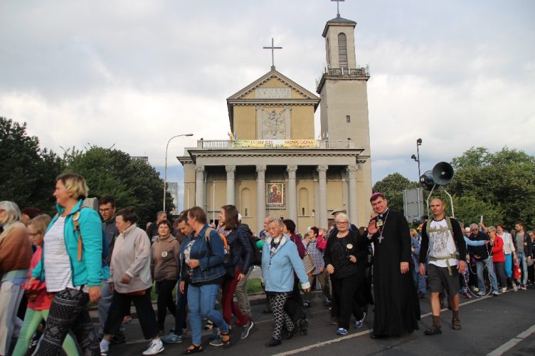 Ruszaj, Ruszaj, Ruszaj tam… - 92. Łódzka Piesza Pielgrzymka na Jasną Górę wyruszyła na szlak!