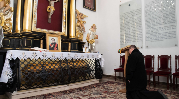 Abp Ryś: czy miłość jest fundamentem twojego działania? – Msza św. przy grobie bł. Rafała Chylińskiego