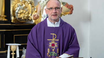 Abp Ryś: czy miłość jest fundamentem twojego działania? – Msza św. przy grobie bł. Rafała Chylińskiego