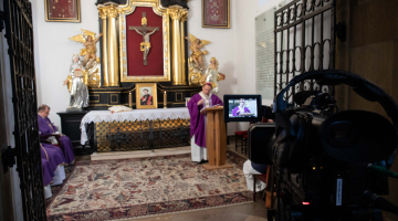 Abp Ryś: czy miłość jest fundamentem twojego działania? – Msza św. przy grobie bł. Rafała Chylińskiego