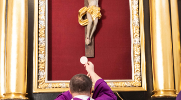 Abp Ryś: czy miłość jest fundamentem twojego działania? – Msza św. przy grobie bł. Rafała Chylińskiego