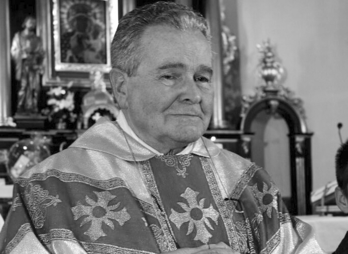 Zmarł śp. ks. kan. Józef Komperda