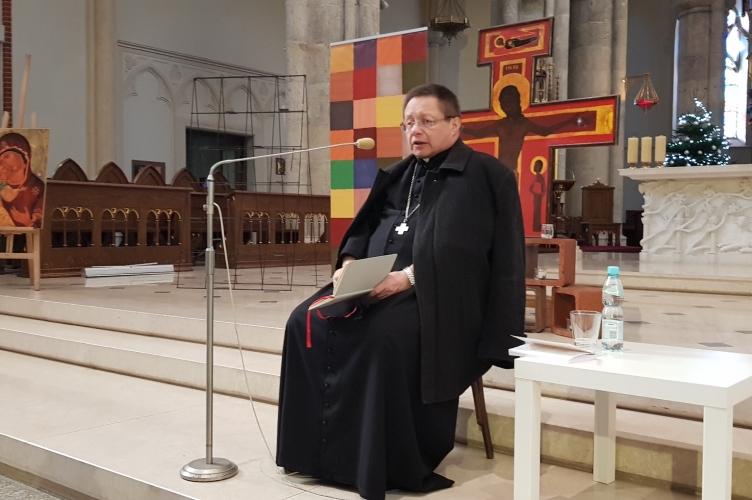 Bez granic – o spojrzeniu i spotkaniu, które angażuje! – warsztat Taize z abp. Grzegorzem