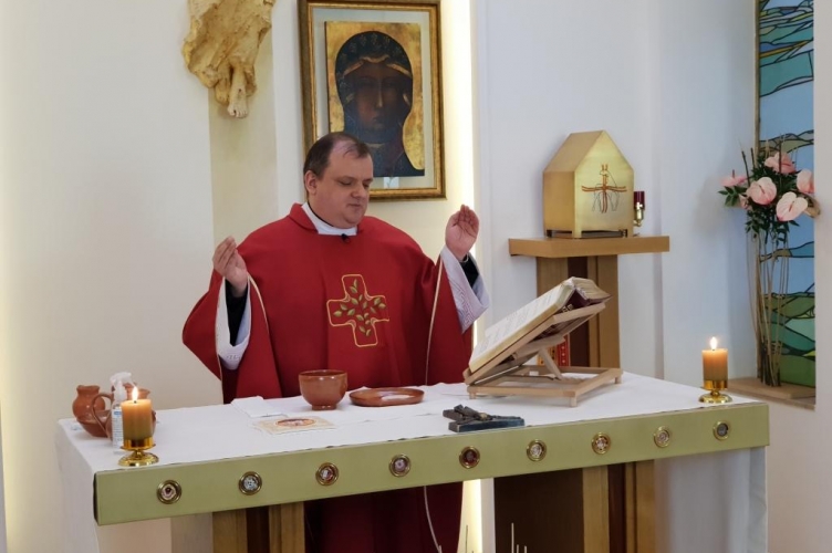 Ks. Bartocha: Kto się oddala z Panem Bogiem w miejsce samotne, nigdy nie będzie sam