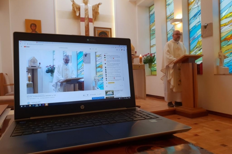 Ks. Bogusz: z Duchem Św. odkryjemy swoje powołanie