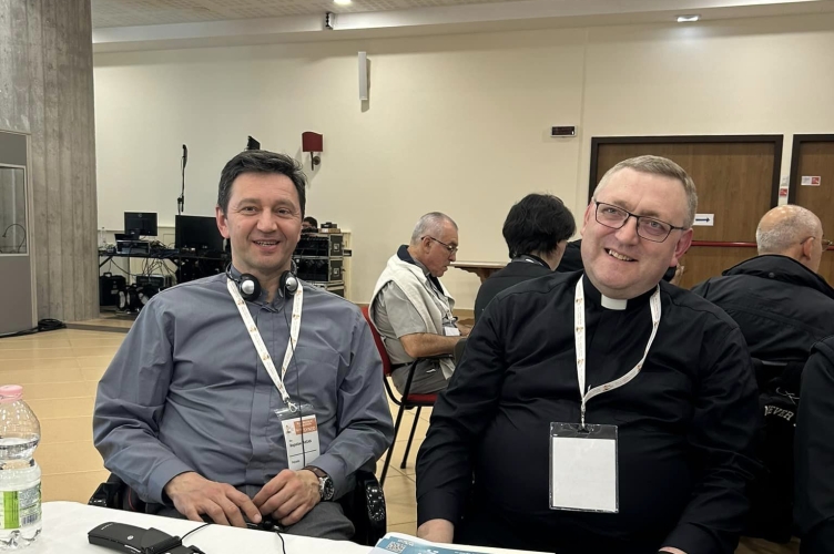 Dwaj proboszczowie z Archidiecezji Łódzkiej biorą udział w spotkaniu Proboszczowie dla Synodu