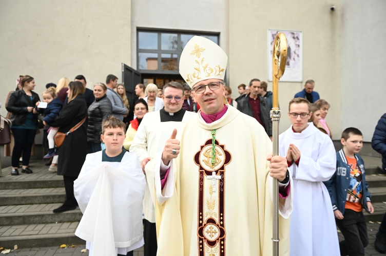 Dziś swoje imieniny obchodzi Ojciec Biskup Piotr Kleszcz