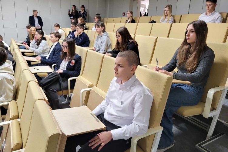 W Łodzi trwa diecezjalny etap XXIX Ogólnopolskiego Konkursu Wiedzy Biblijnej