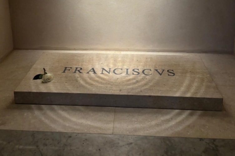 Kard. Ryś pozdrawia przed konklawe i prosi o modlitwę