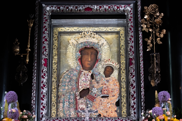 Kard. Ryś do pątników 100 PPŁ: idź do Jezusa. Patrz na Jezusa! Na Nim się skup! To z nas zrobi piękny Kościół!