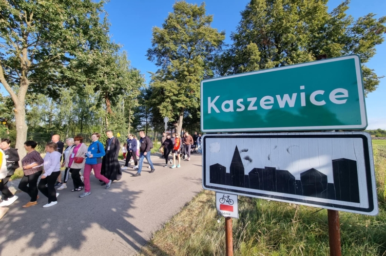 Kard. Ryś: Bóg jest w stanie robić rzeczy niemożliwe | 50. Piesza Pielgrzymka z Kaszewic na Jasną Górę