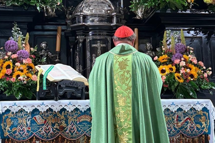 Kard. Ryś: wiara to jest spotkanie osoby z Osobą!