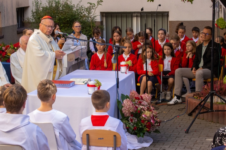Kard. Ryś do uczniów: życzę wam, aby w szkole było coś, co pokochacie!