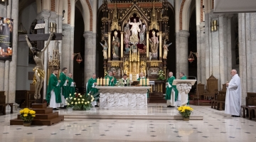 Kard. Ryś w 30. rocznicę Hospicjum domowego Caritas: Przyjaźń jest słowem kluczowym do zrozumienia hospicjum