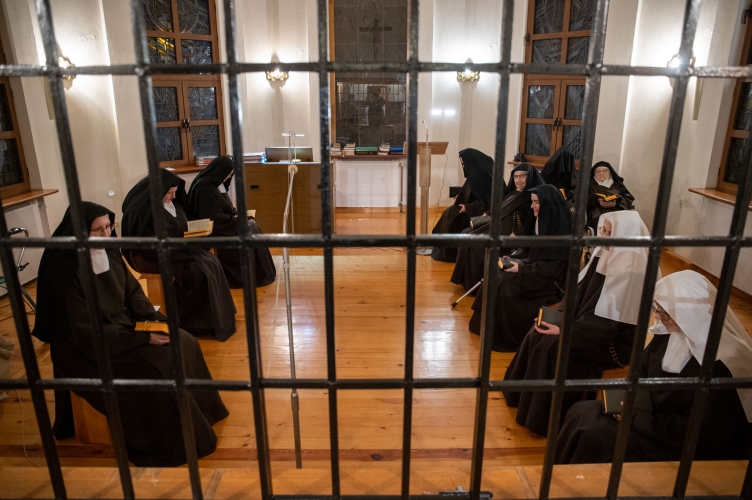 Obchody Jubileuszu Dnia Życia Kontemplacyjnego w łódzkim Karmelu klauzurowym