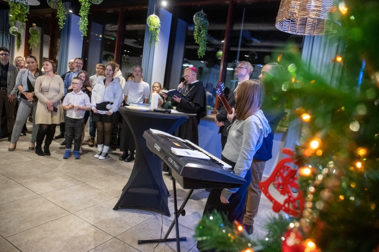 Bp Kleszcz podczas spotkania opłatkowego w CSR: Niech nie zabraknie wszystkim Miłości!