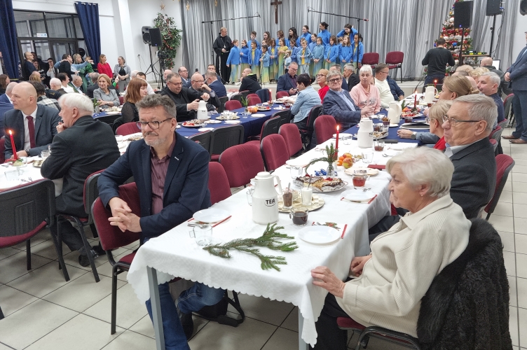 Bp Kleszcz: życzę żebyśmy po tych świętach byli lepsi | spotkanie opłatkowe SOLIDARNOŚCI