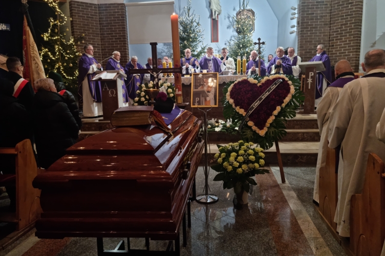 Parafianie z Nowosolnej pożegnali swojego Proboszcza