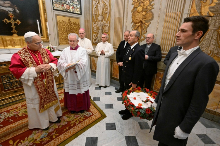Ojciec Święty Leon pobłogosławił baranki, z których wełny zostaną wykonane Paliusze - czy również dla Metropolity Łódzkiego?