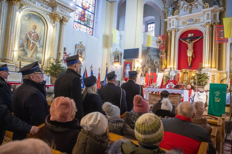 Bp Kleszcz w 500-lecie parafii Krzepczów: od św. Wojciecha możemy uczyć się trwania przy Panu Bogu na dobre i na złe!
