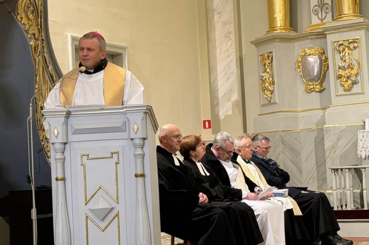 Bp Z. Wołkowicz: Duch Święty jest bogatszy w działaniu niż jedna duchowość czy wyznanie