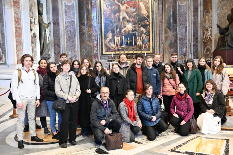 Oazowicze z Łodzi pielgrzymują po Wiecznym Mieście - Oaza Rzymska 2026