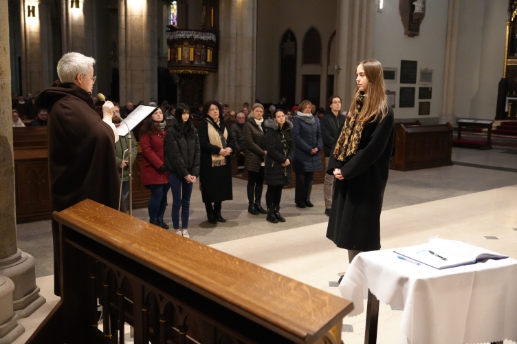 Obrzęd wybrania i uroczystego wpisania imienia łódzkich katechumenów