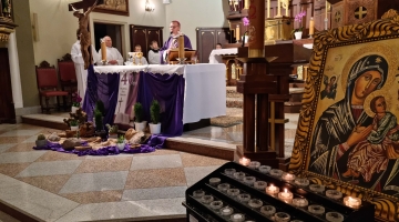 Bp Kleszcz: byłoby nieporozumieniem zachwycać się Bożym miłosierdziem, a samemu nie być miłosiernym