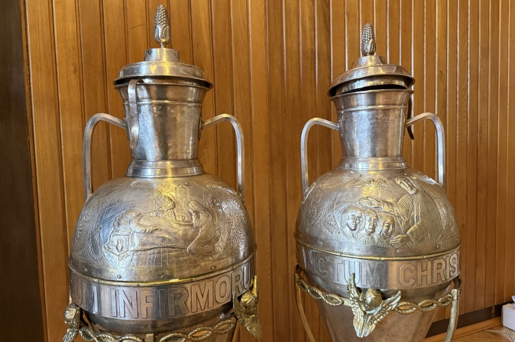 Oleje Święte na wielkoczwartkową Mszę Krzyżma już przygotowane!