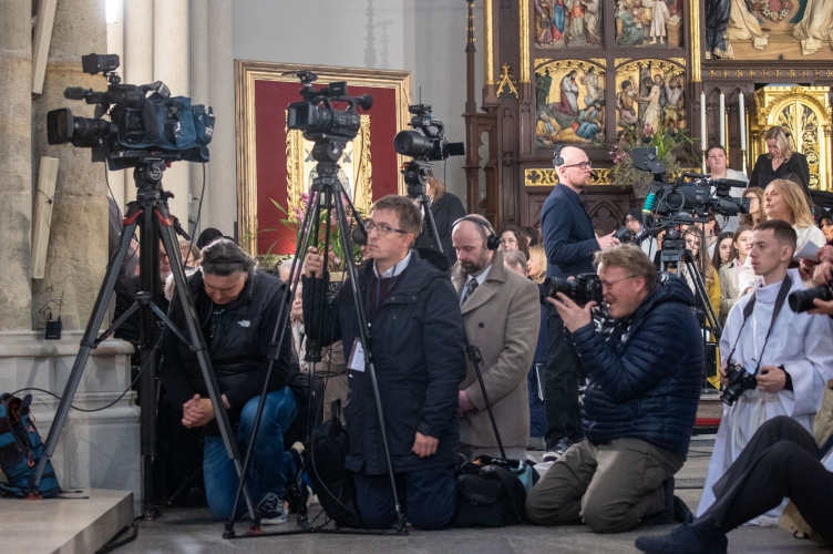 Dziękujemy Pracownikom Mediów za relacjonowanie Ingresu #SerwisIngresowy