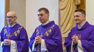 Bp Marczak celebrował Eucharystię dla alumnów Seminarium 35+