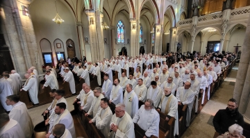 Kard. Krajewski: czy jesteś CAŁY dla Boga? | MSZA KRZYŻMA 2026