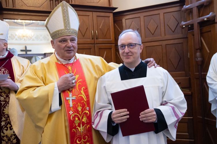 Kard. Krajewski mianował proboszcza parafii MB Łaskawej w Łodzi