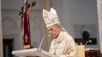 Bp Pękalski w Poniedziałek Wielkanocny: nie lękajmy się przyjąć Jezusa Zmartwychwstałego jako naszego Zbawiciela!