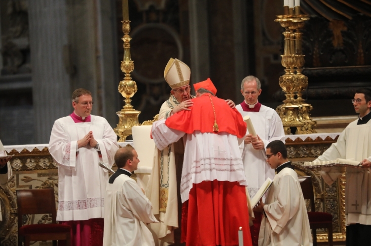 Kard. Krajewski: ja kardynałem? Ojciec Święty chyba nie wie co robi? Wiem!