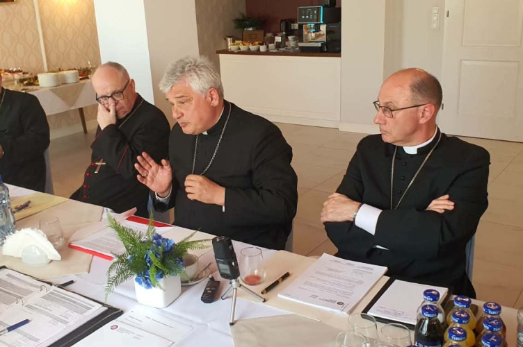 Kard. Krajewski uczestniczy po raz pierwszy w obradach Rady Stałej KEP na Jasnej Górze