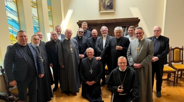 Braterskie spotkanie w ekumenicznym gronie w domu biskupów łódzkich