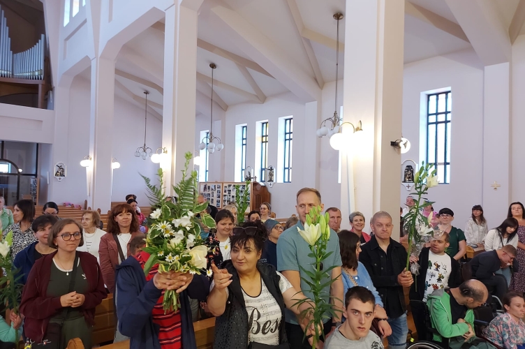 Doba Eucharystyczna w parafii Miłosierdzia Bożego | Piotrków Trybunalski 2026