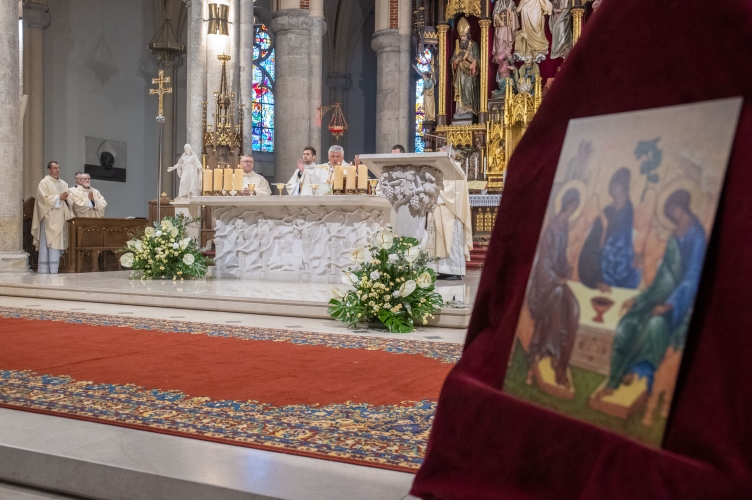 Kard. Krajewski: Eucharystia jest świętem obecności Boga pośród nas | ŚWIĘTO EUCHARYSTII 2026
