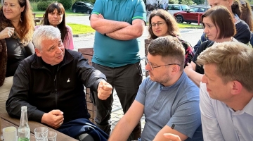 „Nowa obecność w świecie” – wakacje Comunione e Liberazione z udziałem kard. Konrada Krajewskiego