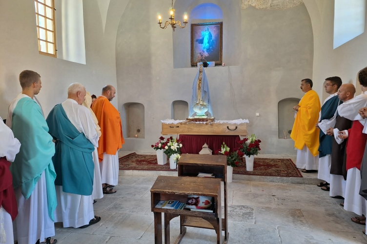 Świadectwo miłości i wiary. Wyjątkowe Triduum Zaśnięcia Najświętszej Maryi Panny w Sulejowie
