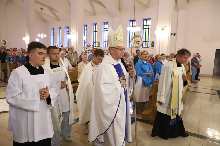 Odpust Najświętszej Maryi Panny Częstochowskiej i dożynki w Piotrkowie Tryb.