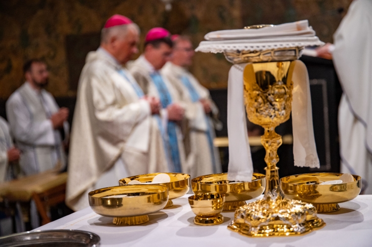 Zrozumieć liturgię, by głębiej w niej uczestniczyć - zaproszenie do Szkoły Liturgii Archidiecezji Łódzkiej