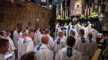 „Weźmy wodę naszej codzienności i nieśmy ją z nadzieją” - Pielgrzymi Archidiecezji Łódzkiej u Matki