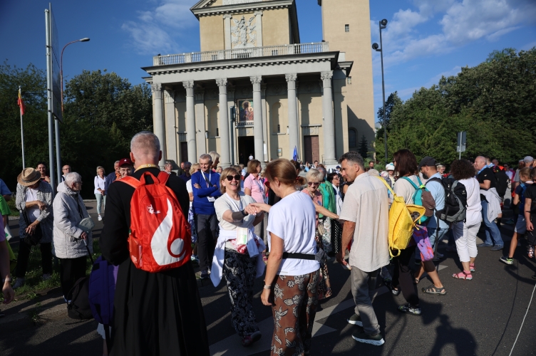 101. Piesza Pielgrzymka  Łódzka na Jasną Górę | dzień 1