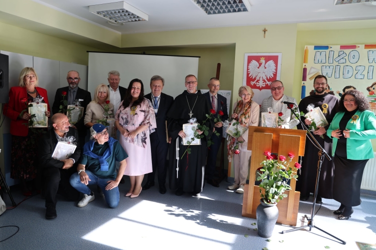 Bp Kleszcz podczas jubileuszu szkoły szpitalnej w Łagiewnikach: tu uczyłem się człowieczeństwa!