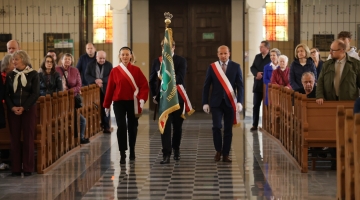 Łódź: Poświęcenie sztandaru miejskiego Polskich Ludowców