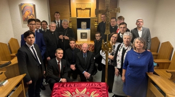 Kard. Krajewski podczas nieszporów do alumnów Seminarium Redemptoris Mater: święty to ten, który sobą nie zasłania Boga!